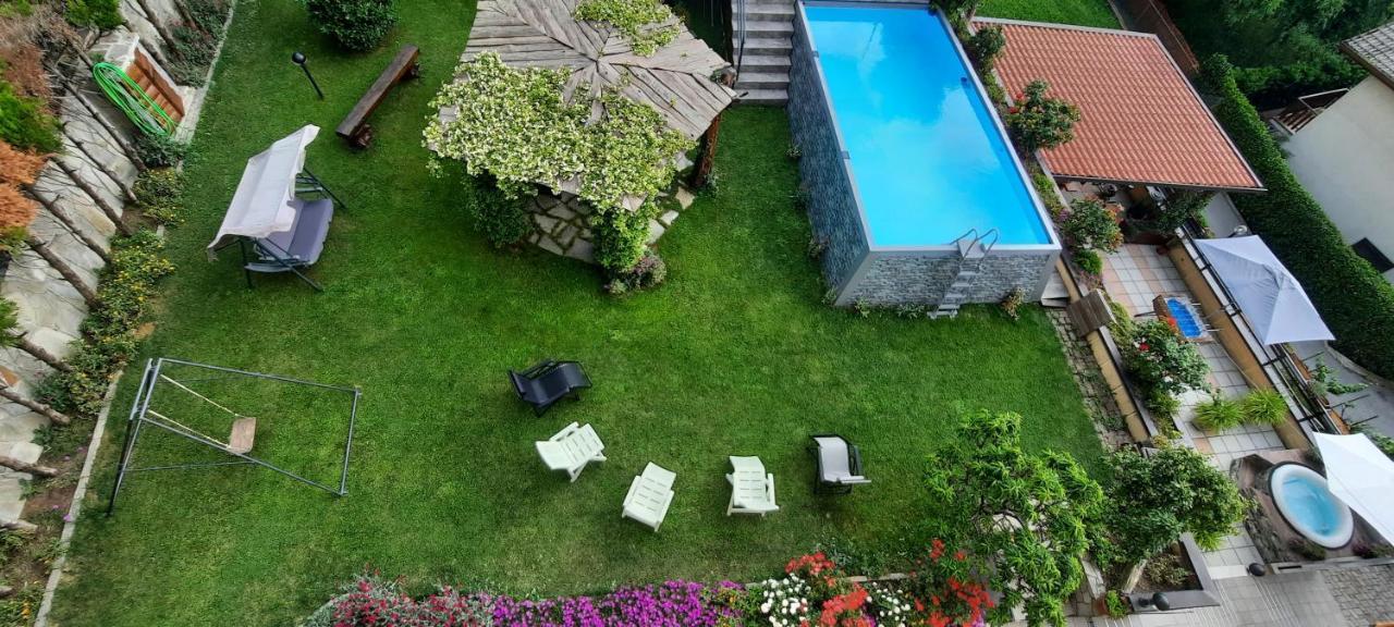 La Terrazza Casa Vacanza Carenno Luaran gambar