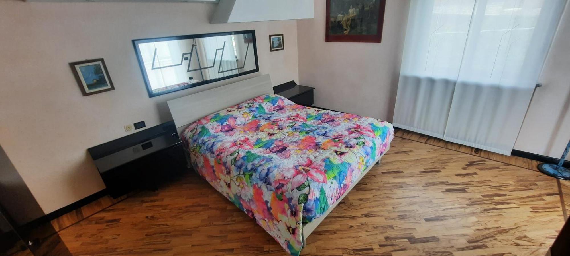 La Terrazza Casa Vacanza Carenno Luaran gambar