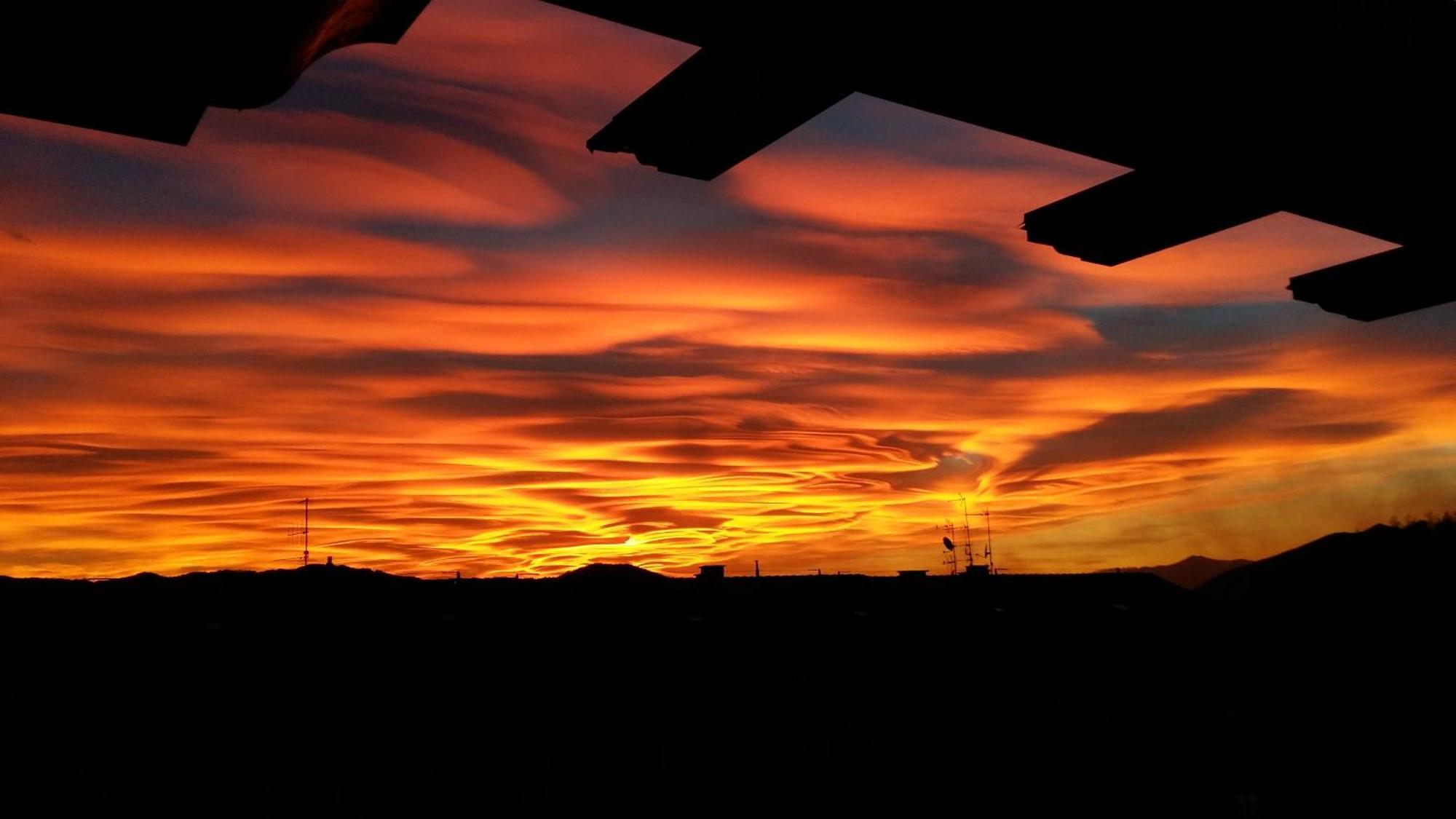 La Terrazza Casa Vacanza Apartment Carenno Luaran gambar